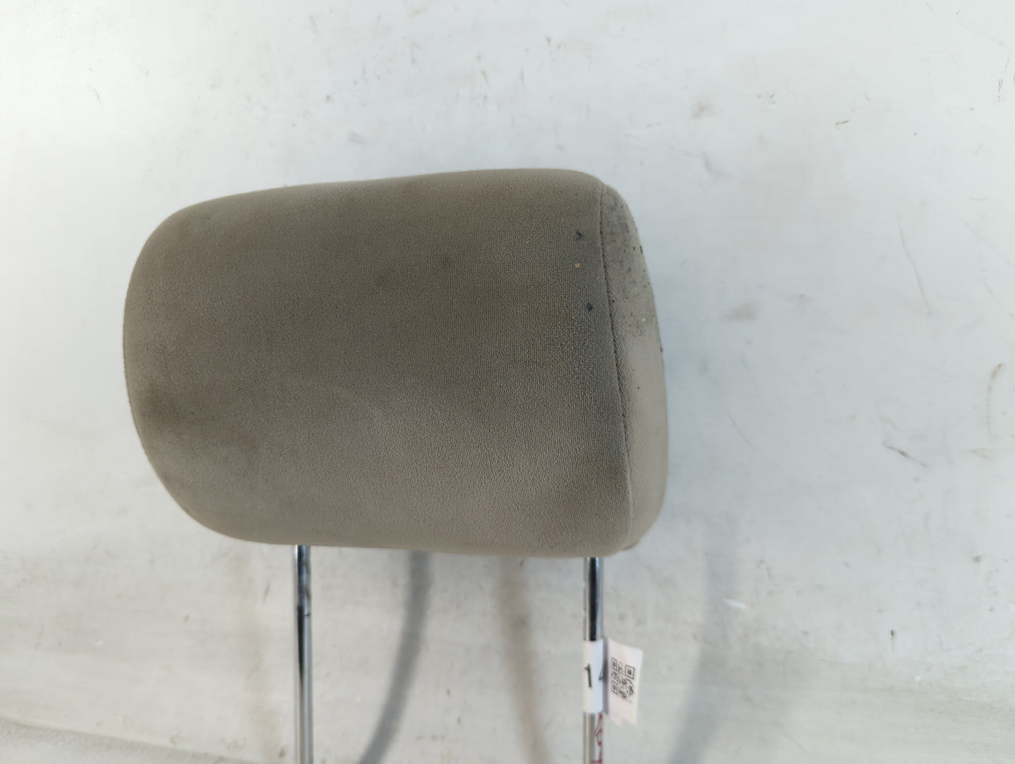 2006-2008 Ford Fusion Headrest Head Rest Front Driver Passenger Seat Fits Fits 2006 2007 2008 OEM Used Auto Parts - Oemusedautoparts1.com