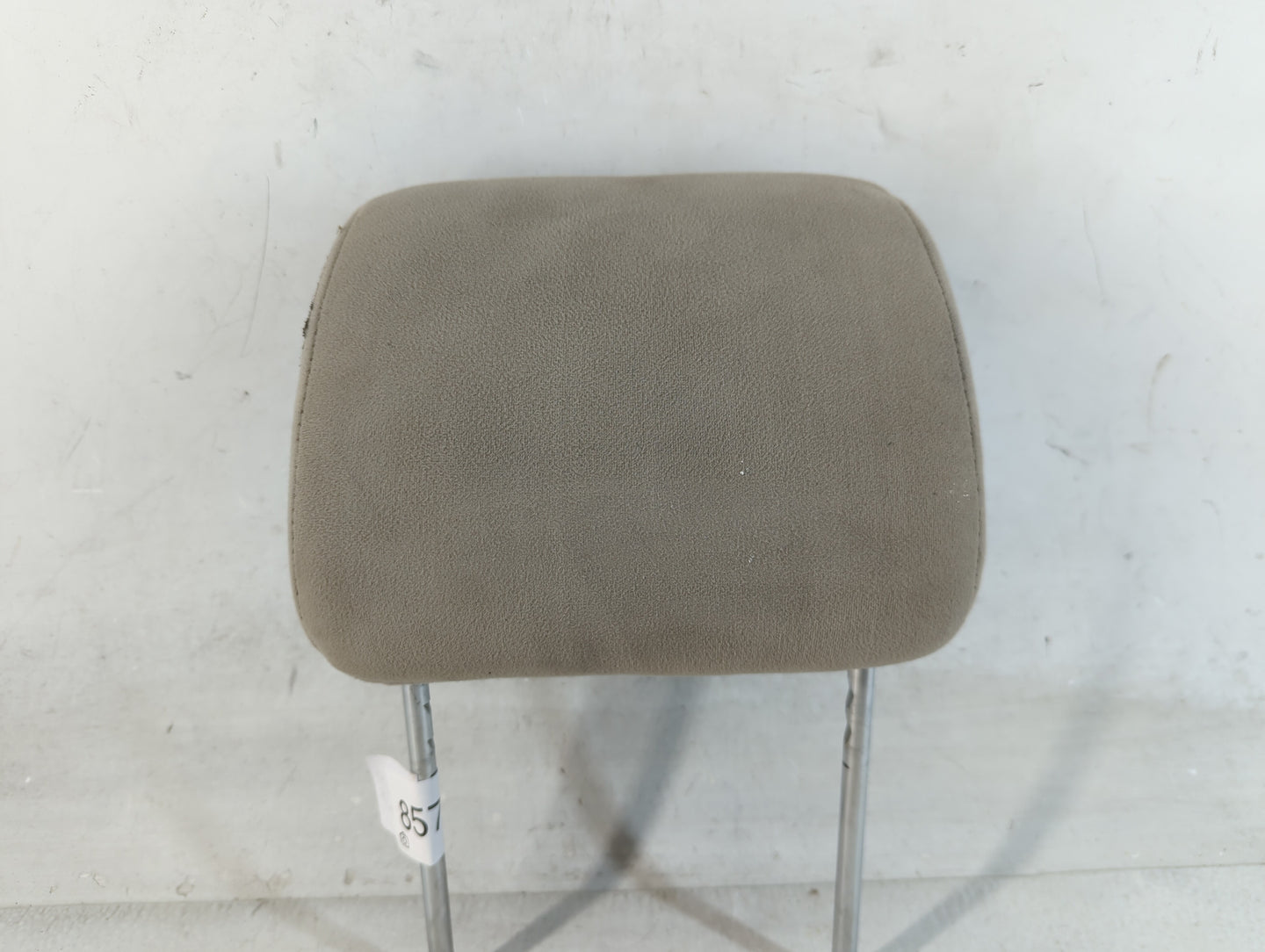 2006-2008 Ford Fusion Headrest Head Rest Front Driver Passenger Seat Fits Fits 2006 2007 2008 OEM Used Auto Parts - Oemusedautoparts1.com