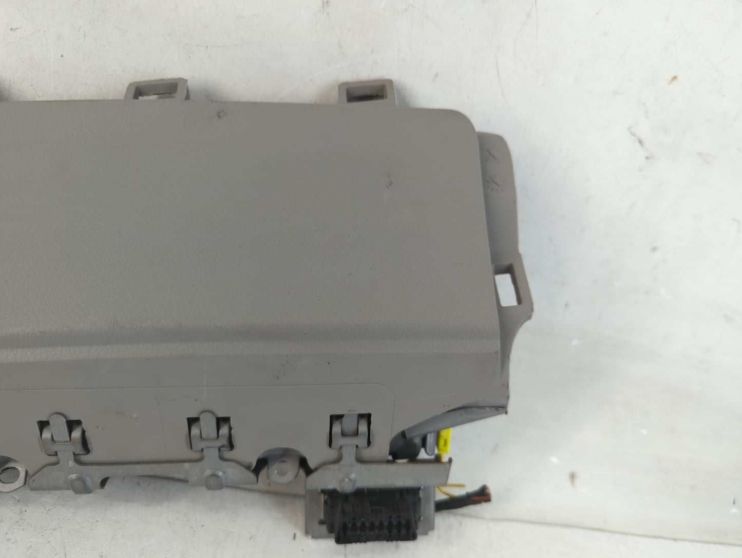 2010 Toyota Camry Air Bag Passenger Right Knee OEM P/N:219547509M38 Fits OEM Used Auto Parts - Oemusedautoparts1.com