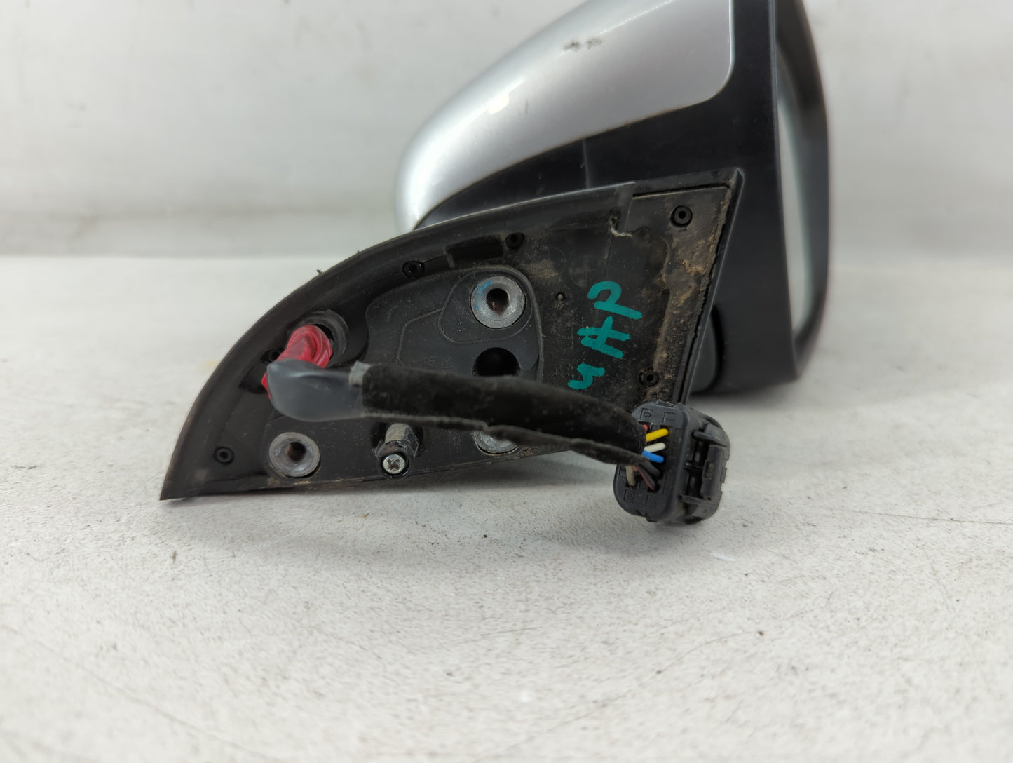 2014 Kia Forte Fuel Tank Door Lid Gas Tank Silver - Oemusedautoparts1.com