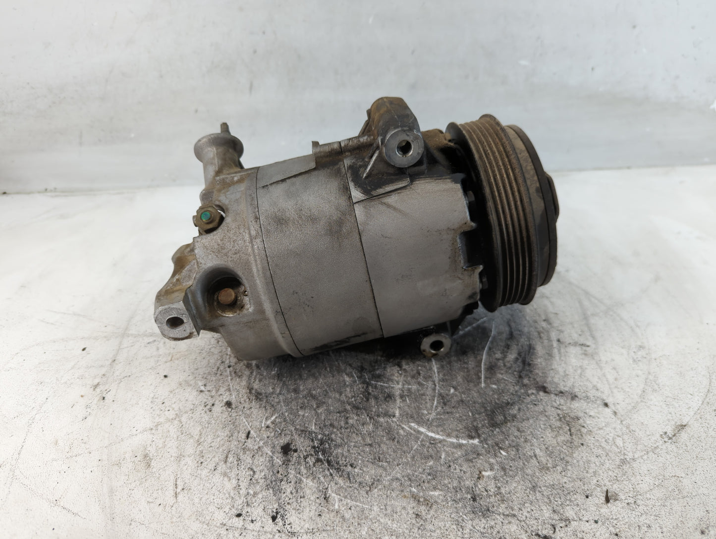 2002-2005 Pontiac Grand Am Air Conditioning A/c Ac Compressor Oem - Oemusedautoparts1.com