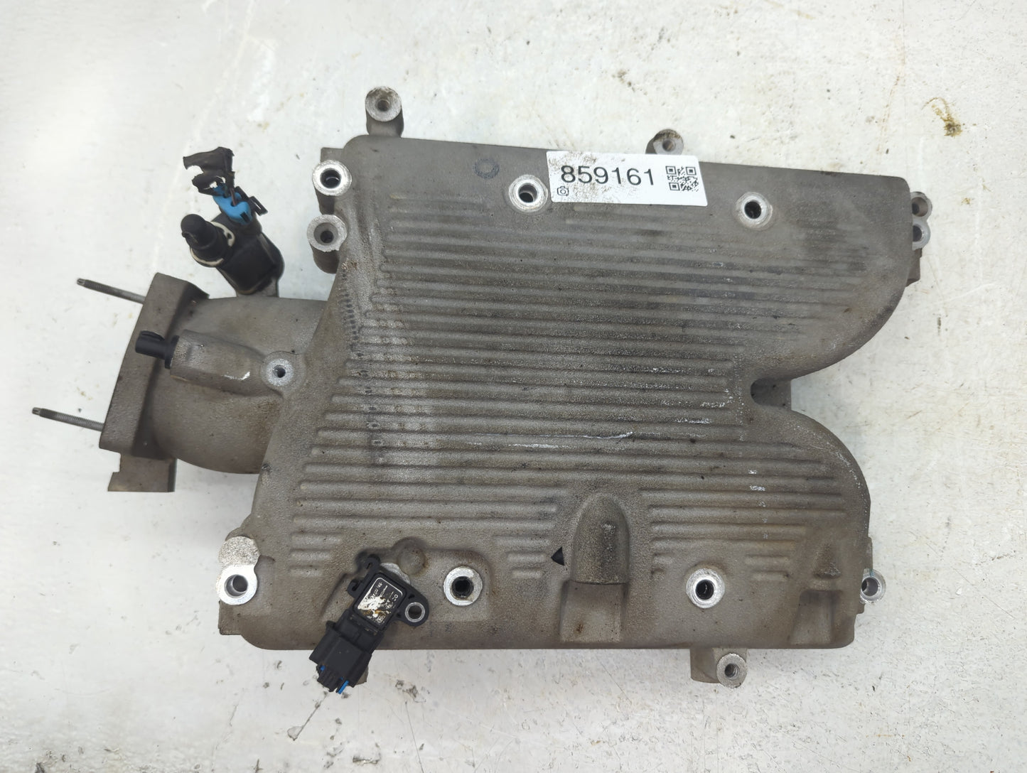2009-2011 Chevrolet Impala Air Intake Manifold P/N:12611486 Fits Fits 2008 2009 2010 2011 OEM Used Auto Parts - Oemusedautoparts1.com