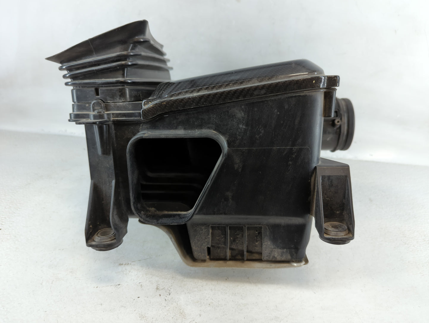 2017-2017 Audi R8 Air Cleaner Intake-duct Hose Tube - Oemusedautoparts1.com