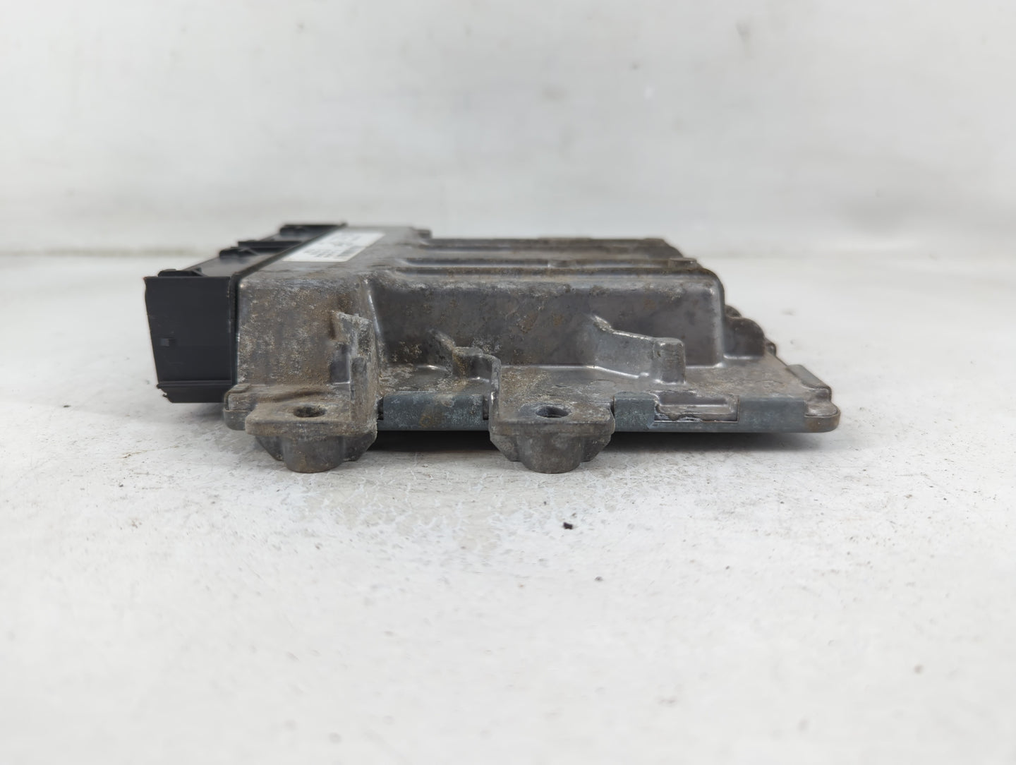 2017-2019 Ford Escape PCM Engine Control Computer ECU ECM PCU OEM P/N:A2C39328200 HJ5A-12A650-MA Fits Fits 2017 2018 2019 OEM Used Auto Parts - Oemusedautoparts1.com