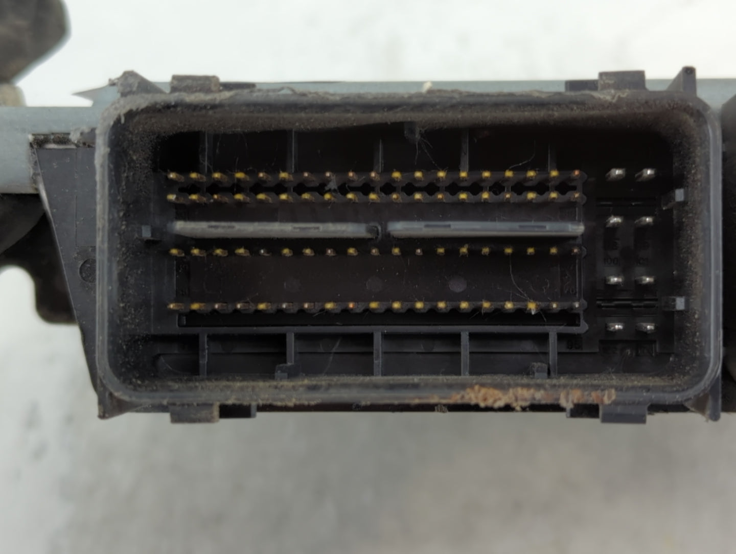 2017-2019 Ford Escape PCM Engine Control Computer ECU ECM PCU OEM P/N:A2C39328200 HJ5A-12A650-MA Fits Fits 2017 2018 2019 OEM Used Auto Parts - Oemusedautoparts1.com