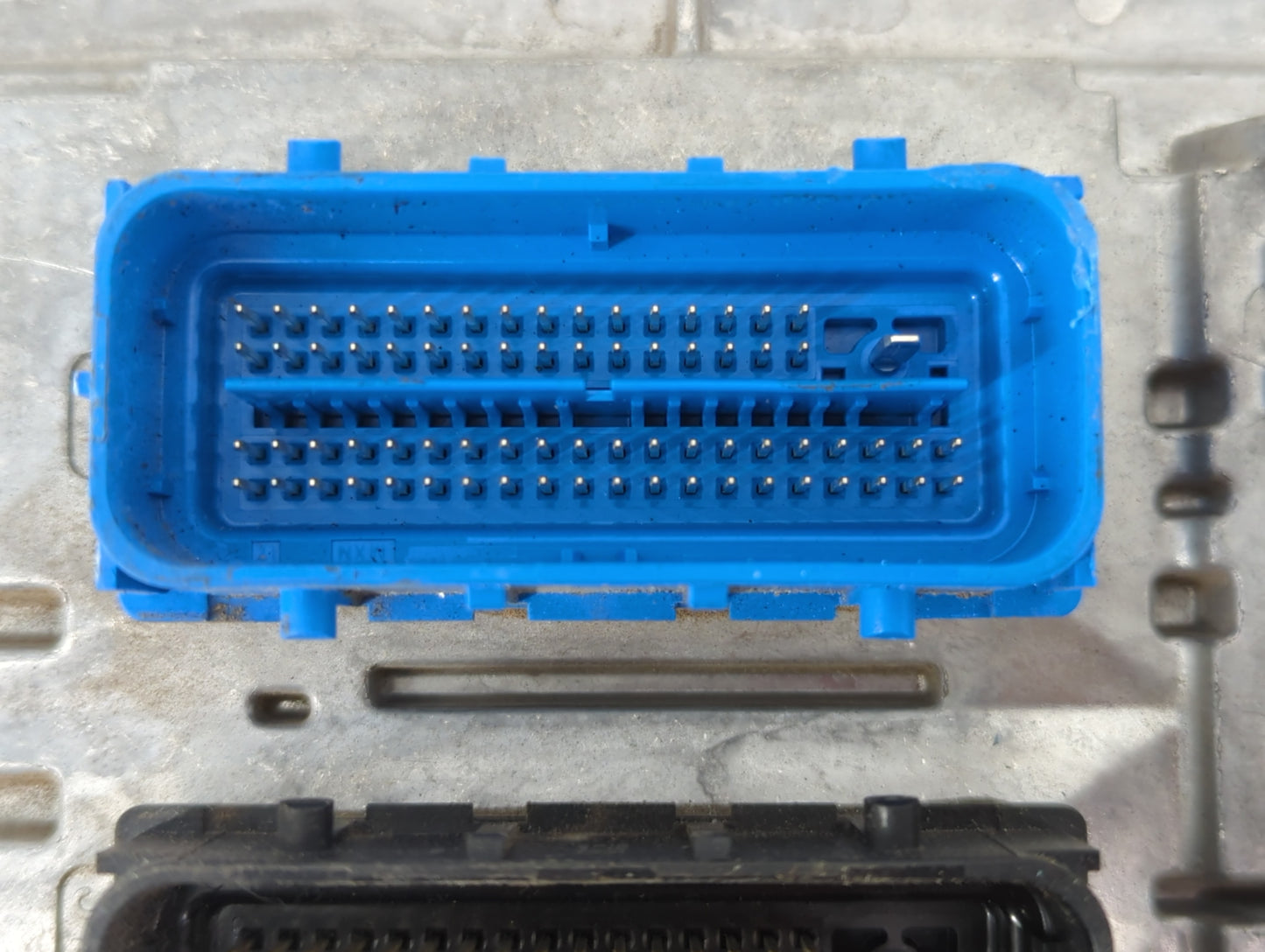 2018-2020 Chevrolet Equinox PCM Engine Control Computer ECU ECM PCU OEM P/N:12697837 Fits Fits 2017 2018 2019 2020 2021 2022 OEM Used Auto Parts - Oemusedautoparts1.com
