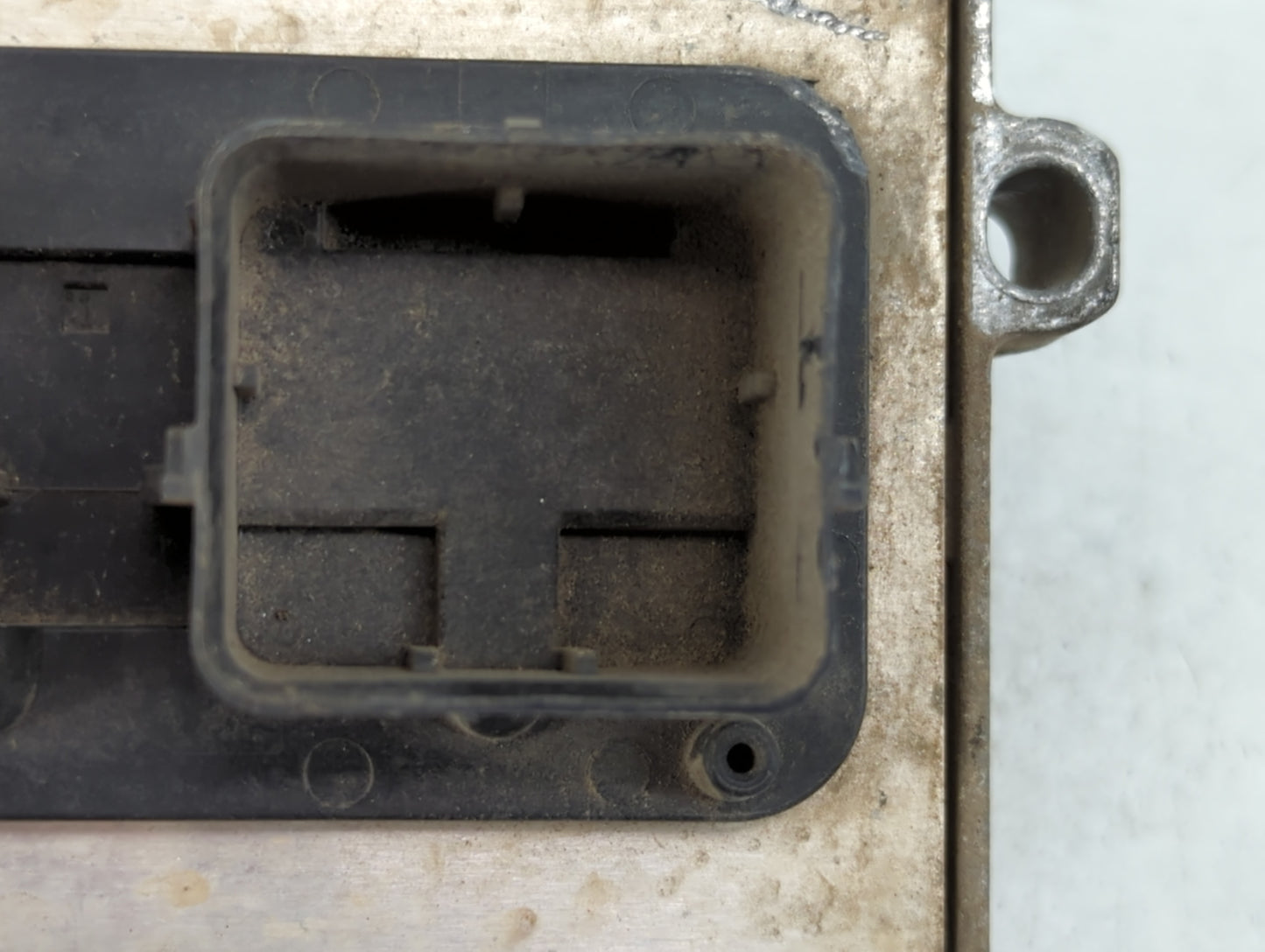 2009 Mercury Milan PCM Engine Control Computer ECU ECM PCU OEM P/N:9E5Z-12A650-HB Fits OEM Used Auto Parts - Oemusedautoparts1.com