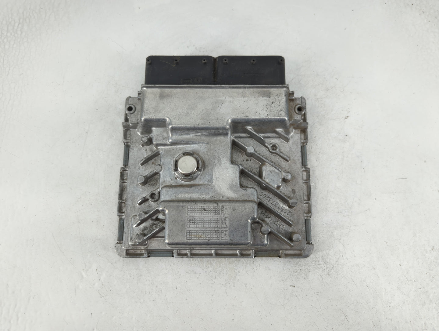 2015-2017 Volkswagen Jetta PCM Engine Control Computer ECU ECM PCU OEM P/N:06K 907 425 C Fits Fits 2015 2016 2017 OEM Used Auto Parts - Oemusedautoparts1.com