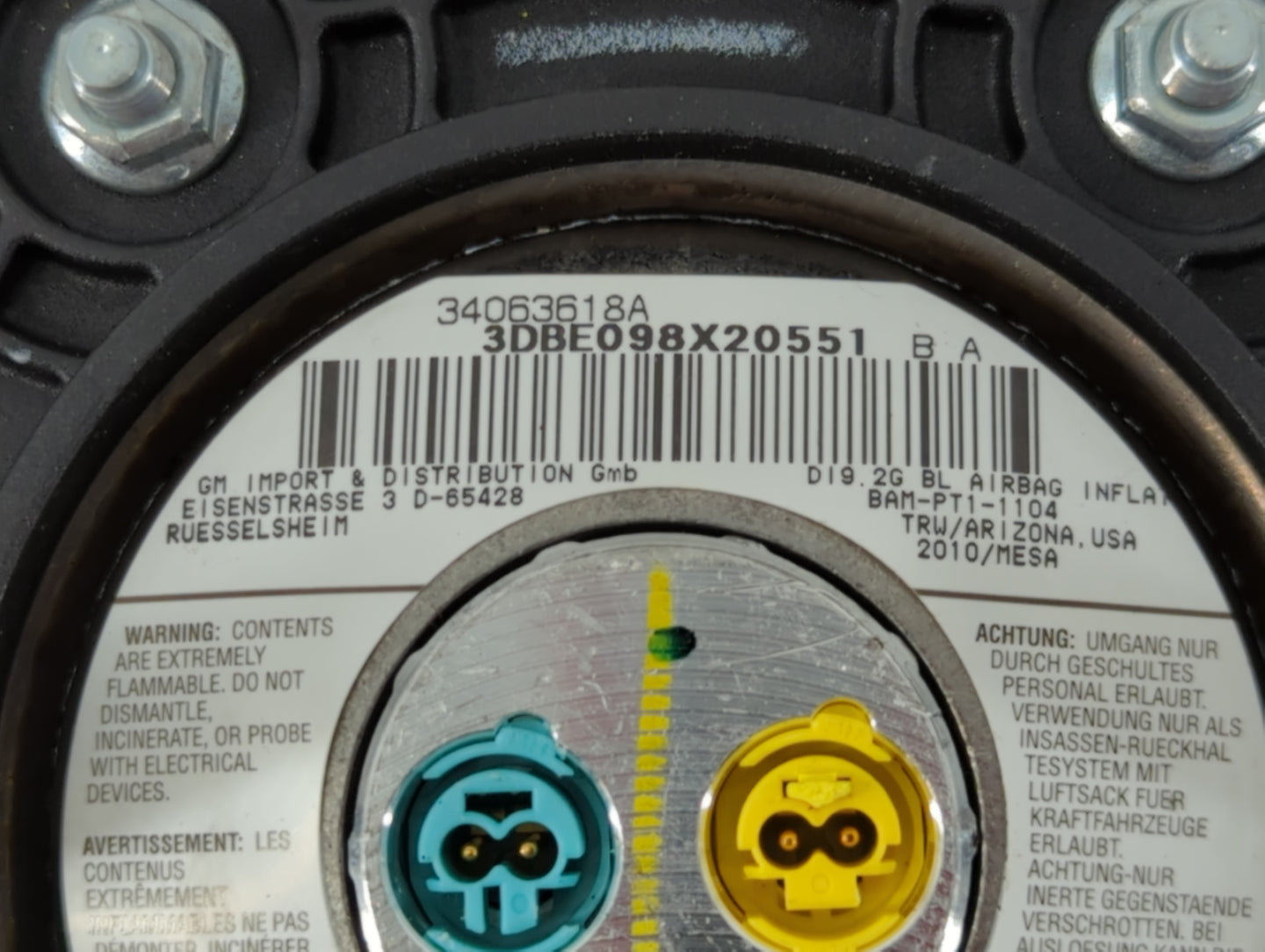 2010 Cadillac Srx Air Bag Driver Left Steering Wheel Mounted P/N:3DBE046X31147 34063618A Fits OEM Used Auto Parts - Oemusedautoparts1.com