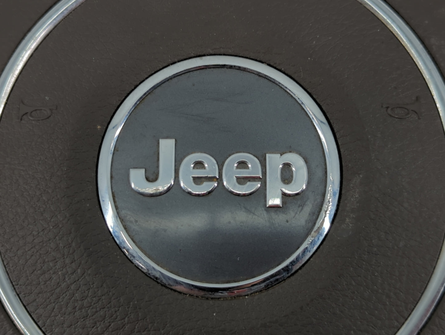 2017 Jeep Compass Air Bag Driver Left Steering Wheel Mounted P/N:BAM-PT1-1722 Fits Fits 2011 2012 2013 2014 2015 2016 OEM Used Auto Parts