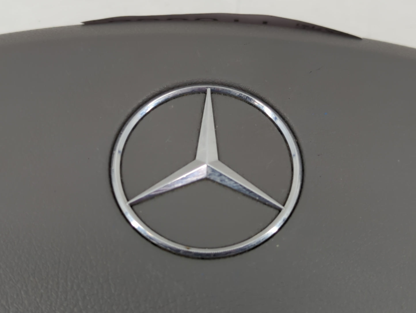 2004-2006 Mercedes-Benz S600 Air Bag Driver Left Steering Wheel Mounted Fits Fits 2003 2004 2005 2006 OEM Used Auto Parts - Oemusedautoparts1.com