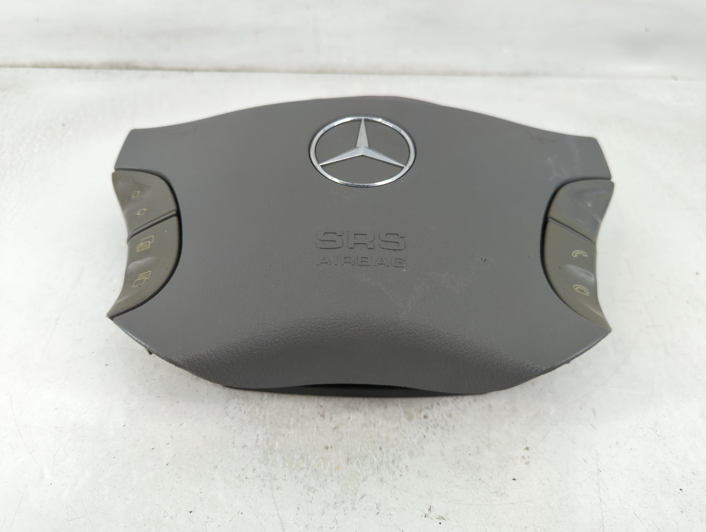 2004-2006 Mercedes-Benz S600 Air Bag Driver Left Steering Wheel Mounted Fits Fits 2003 2004 2005 2006 OEM Used Auto Parts - Oemusedautoparts1.com