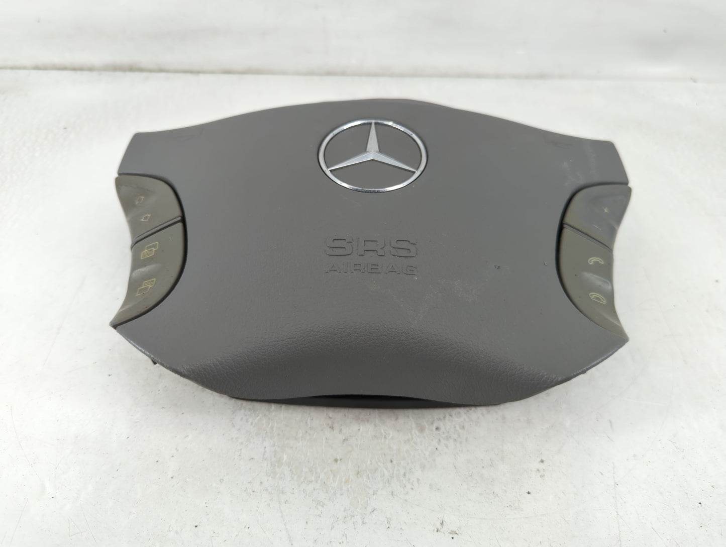 2004-2006 Mercedes-Benz S600 Air Bag Driver Left Steering Wheel Mounted Fits Fits 2003 2004 2005 2006 OEM Used Auto Parts - Oemusedautoparts1.com