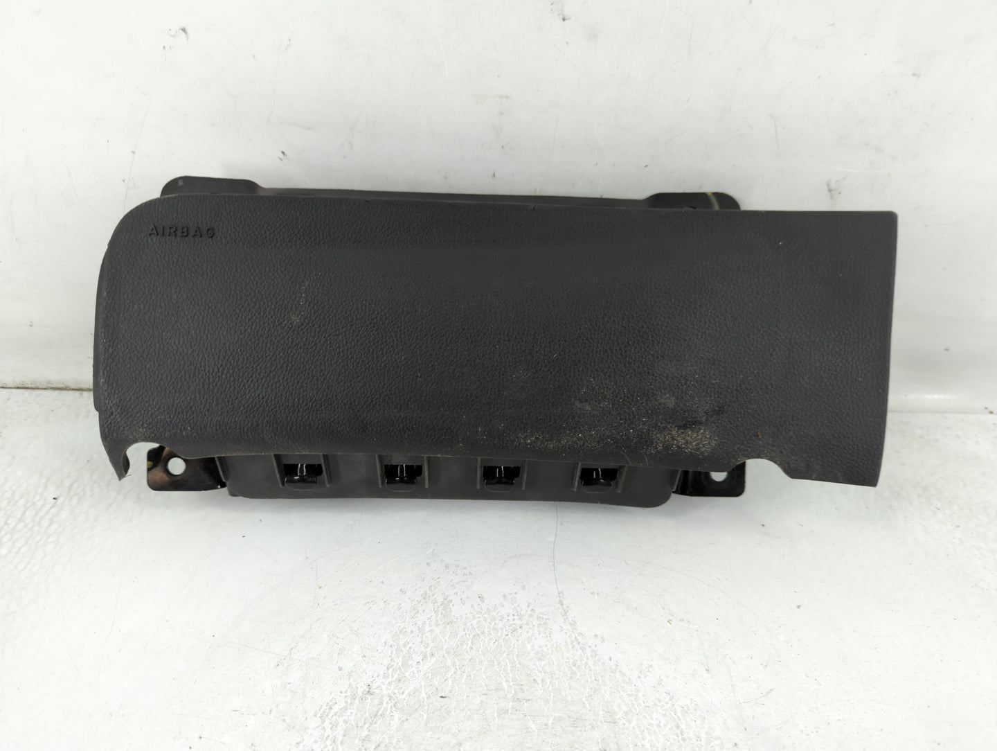 2011-2012 Chevrolet Cruze Air Bag Driver Left Knee OEM P/N:95483074 Fits Fits 2011 2012 OEM Used Auto Parts - Oemusedautoparts1.com