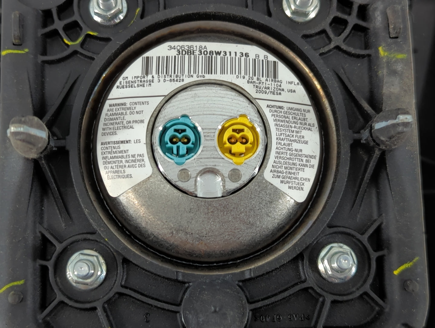 2010 Cadillac Srx Air Bag Driver Left Steering Wheel Mounted P/N:3DBE046X31147 34063618A Fits OEM Used Auto Parts - Oemusedautoparts1.com