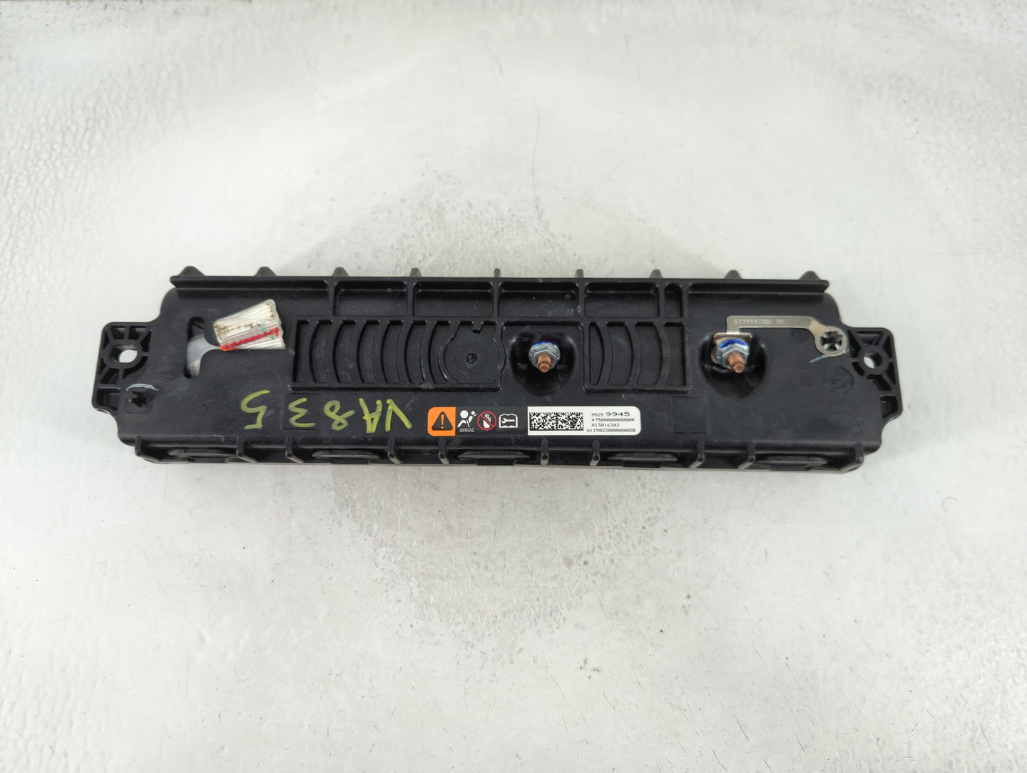 2013-2017 Chevrolet Trax Air Bag Passenger Right Knee OEM P/N:95259945 Fits Fits 2013 2014 2015 2016 2017 OEM Used Auto Parts - Oemusedautoparts1.com
