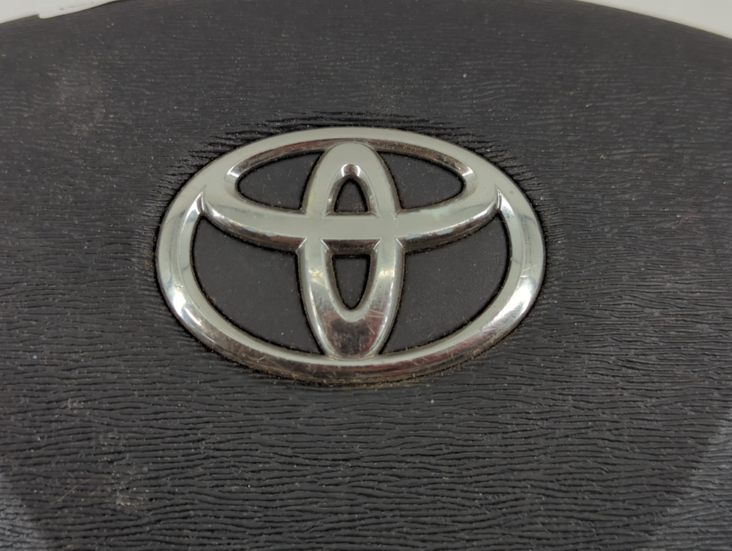 2009-2012 Toyota Venza Air Bag Driver Left Steering Wheel Mounted Fits Fits 2009 2010 2011 2012 OEM Used Auto Parts - Oemusedautoparts1.com