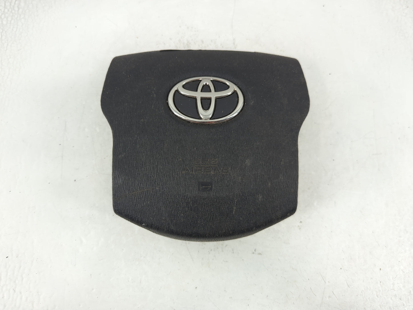 2006-2009 Toyota Prius Air Bag Driver Left Steering Wheel Mounted P/N:8442202 Fits Fits 2006 2007 2008 2009 OEM Used Auto Parts - Oemusedautoparts1.com