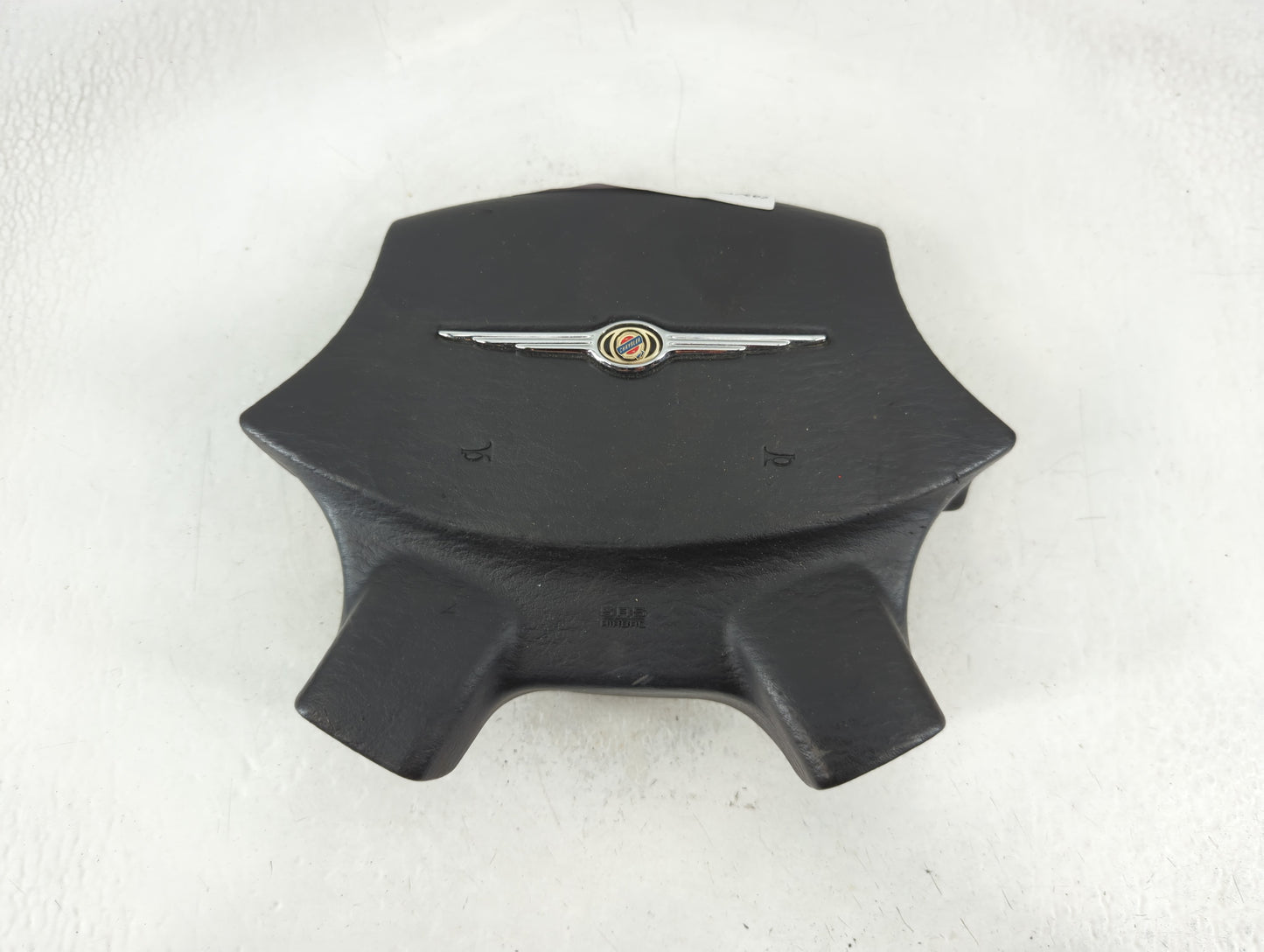 2006 Chrysler Pacifica Air Bag Driver Left Steering Wheel Mounted Fits OEM Used Auto Parts - Oemusedautoparts1.com