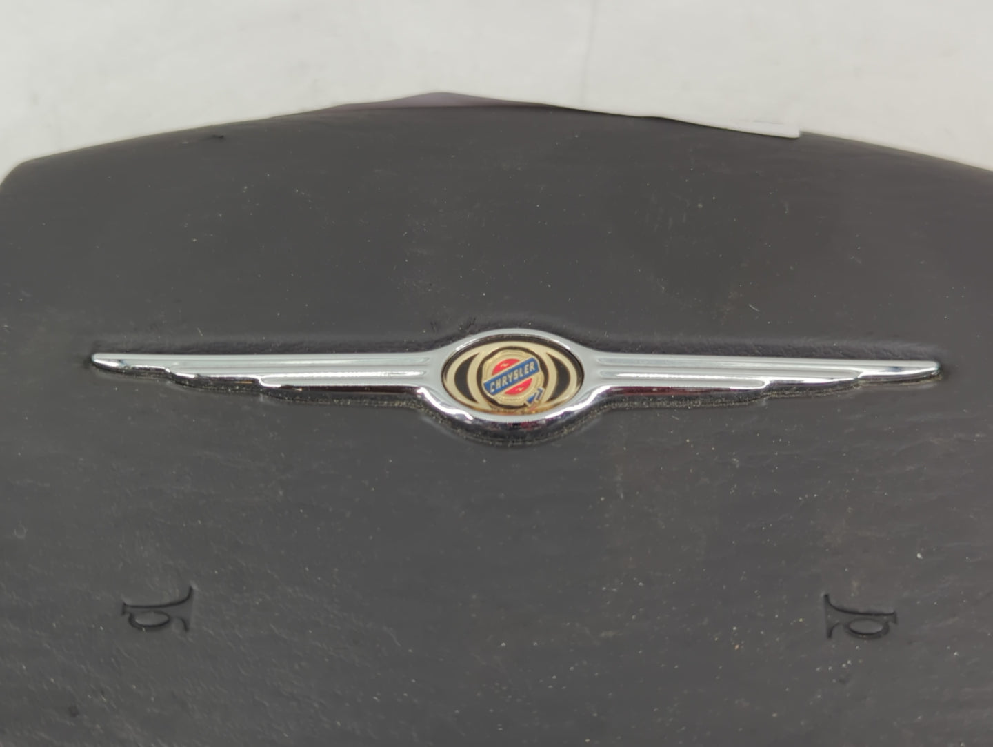 2006 Chrysler Pacifica Air Bag Driver Left Steering Wheel Mounted Fits OEM Used Auto Parts - Oemusedautoparts1.com