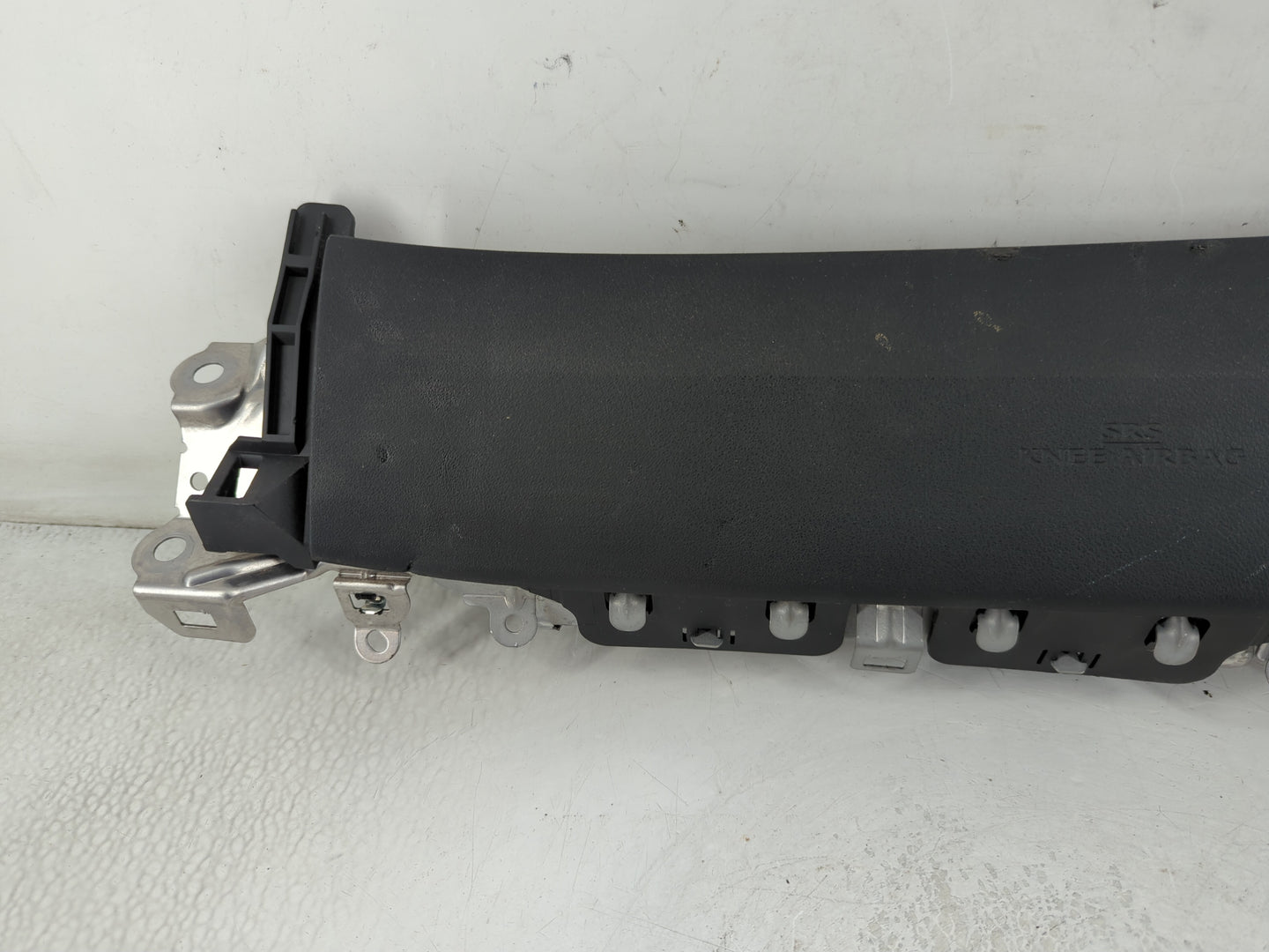 2007-2009 Lexus Es350 Air Bag Passenger Right Knee OEM P/N:1D3743507M40 Fits Fits 2007 2008 2009 OEM Used Auto Parts - Oemusedautoparts1.com