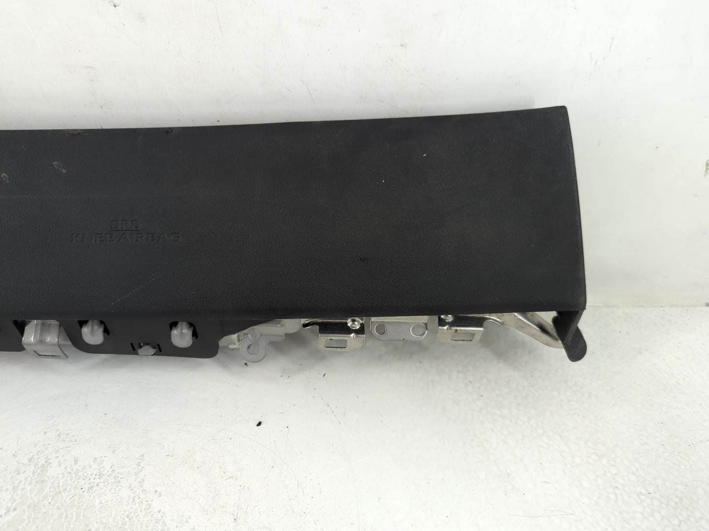 2007-2009 Lexus Es350 Air Bag Passenger Right Knee OEM P/N:1D3743507M40 Fits Fits 2007 2008 2009 OEM Used Auto Parts - Oemusedautoparts1.com