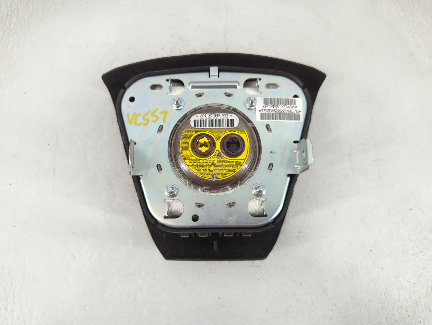2010 Dodge Journey Air Bag Driver Left Steering Wheel Mounted P/N:BAMPT1-1031 Fits OEM Used Auto Parts - Oemusedautoparts1.com