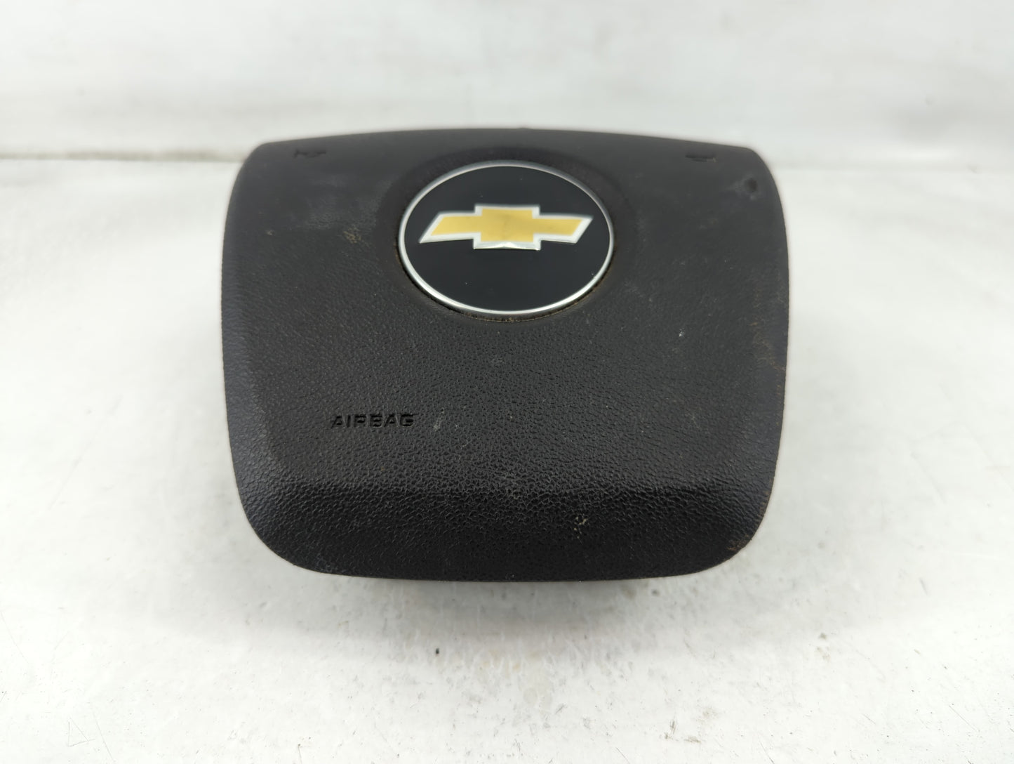 2007-2009 Chevrolet Equinox Air Bag Driver Left Steering Wheel Mounted P/N:34025023A Fits Fits 2007 2008 2009 OEM Used Auto Parts - Oemusedautoparts1.com