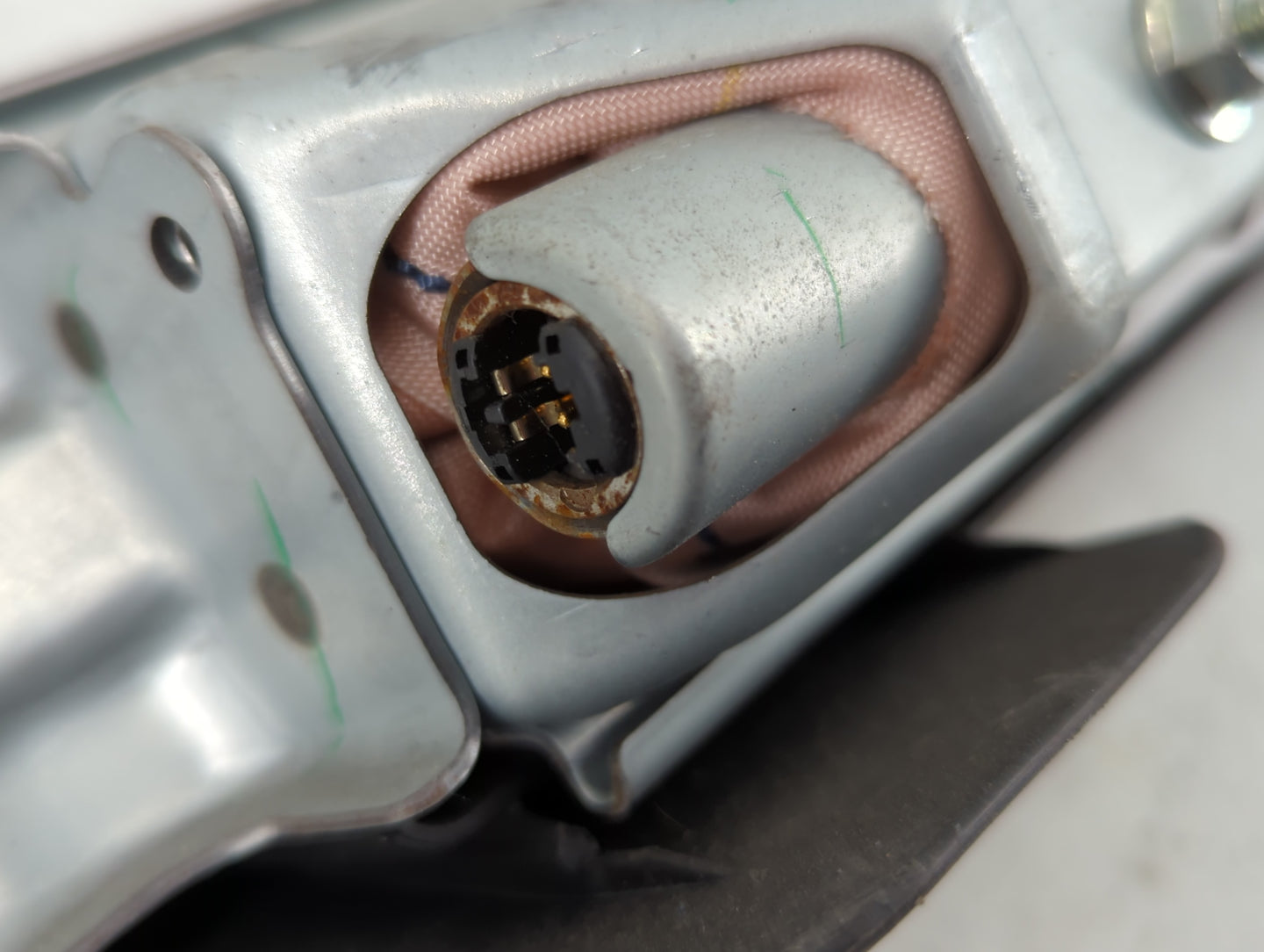 2011-2016 Scion Tc Air Bag Passenger Right Knee OEM Fits Fits 2011 2012 2013 2014 2015 2016 OEM Used Auto Parts - Oemusedautoparts1.com