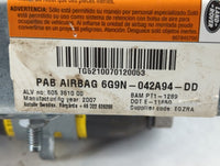 2008-2015 Land Rover Lr2 Air Bag Passenger Right Dashboard OEM P/N:6G9N-042A94-DD Fits OEM Used Auto Parts