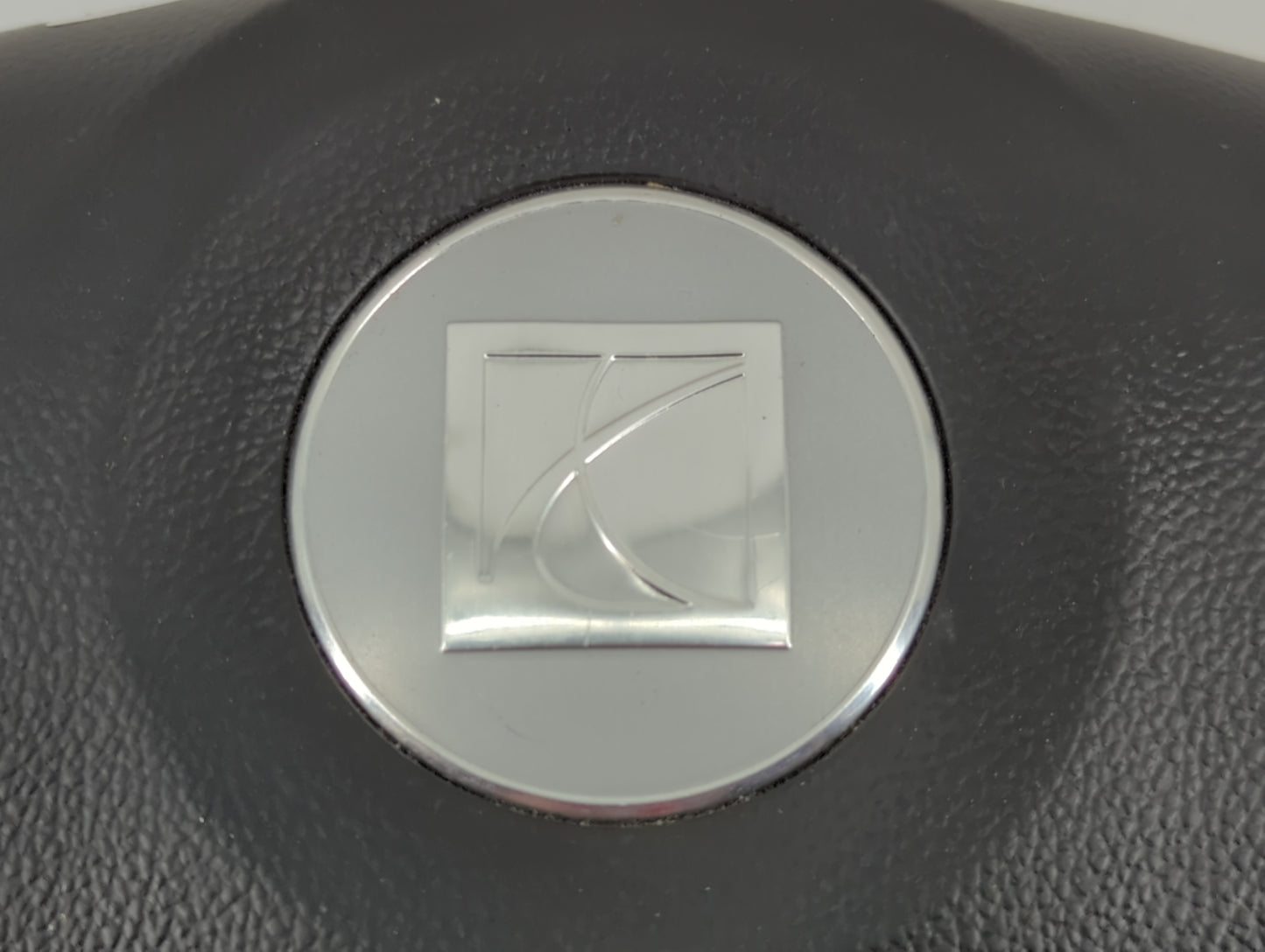 2008-2010 Saturn Vue Air Bag Driver Left Steering Wheel Mounted P/N:25878094 Fits Fits 2008 2010 OEM Used Auto Parts - Oemusedautoparts1.com