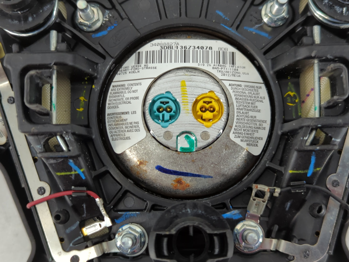 2013-2014 Ford Escape Air Bag Driver Left Steering Wheel Mounted P/N:34088827A Fits Fits 2013 2014 OEM Used Auto Parts - Oemusedautoparts1.com
