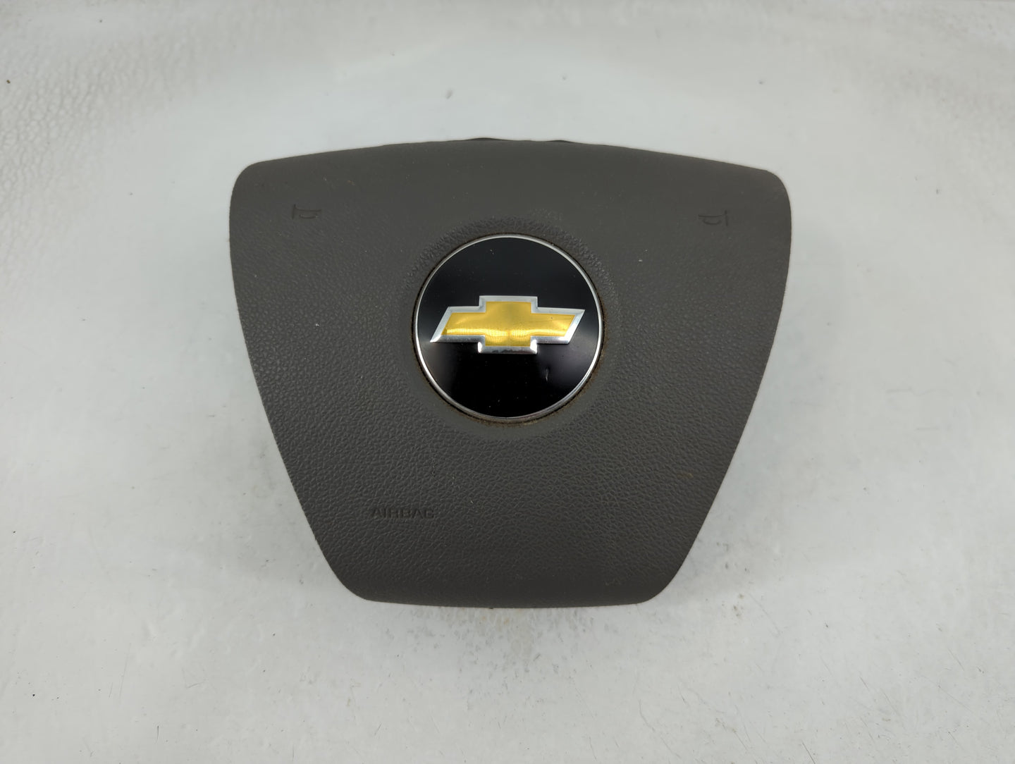 2009-2011 Chevrolet Traverse Air Bag Driver Left Steering Wheel Mounted Fits Fits 2009 2010 2011 OEM Used Auto Parts - Oemusedautoparts1.com
