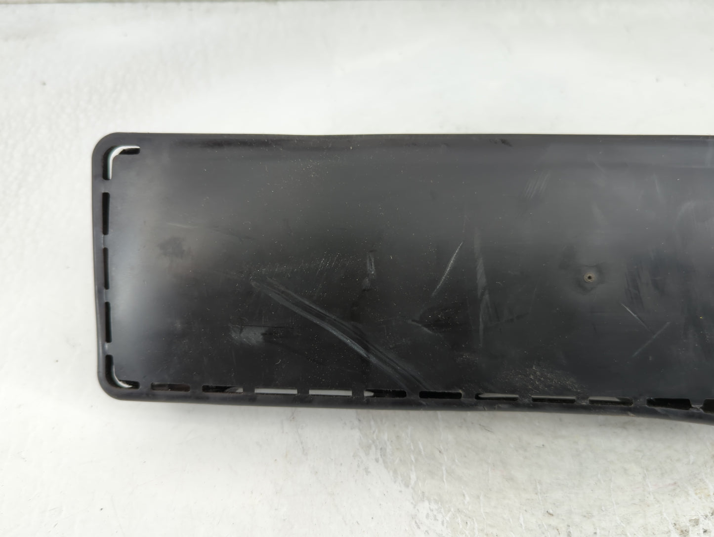 2014-2016 Chrysler Town & Country Air Bag Driver Left Knee OEM P/N:05057850AH Fits Fits 2014 2015 2016 2017 2018 OEM Used Auto Parts - Oemusedautoparts1.com