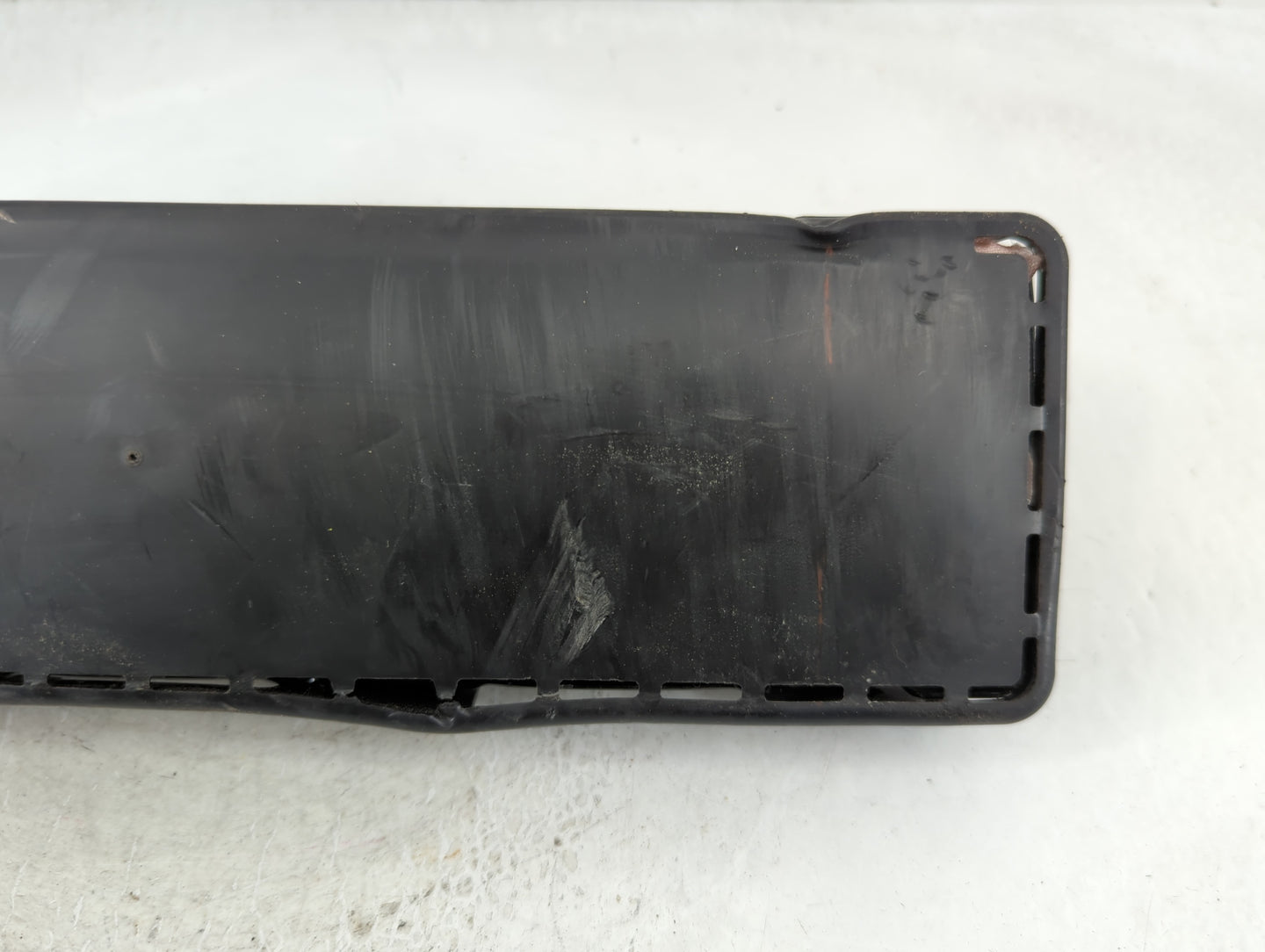 2014-2016 Chrysler Town & Country Air Bag Driver Left Knee OEM P/N:05057850AH Fits Fits 2014 2015 2016 2017 2018 OEM Used Auto Parts - Oemusedautoparts1.com