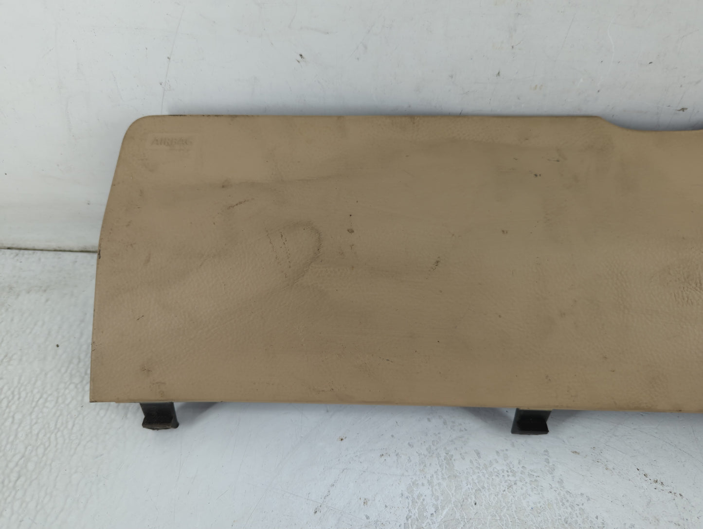 2008-2015 Land Rover Lr2 Air Bag Driver Left Knee OEM P/N:6H52-F042A01-AC3 Fits Fits 2008 2009 2010 2011 2012 2013 2014 2015 OEM Used Auto Parts