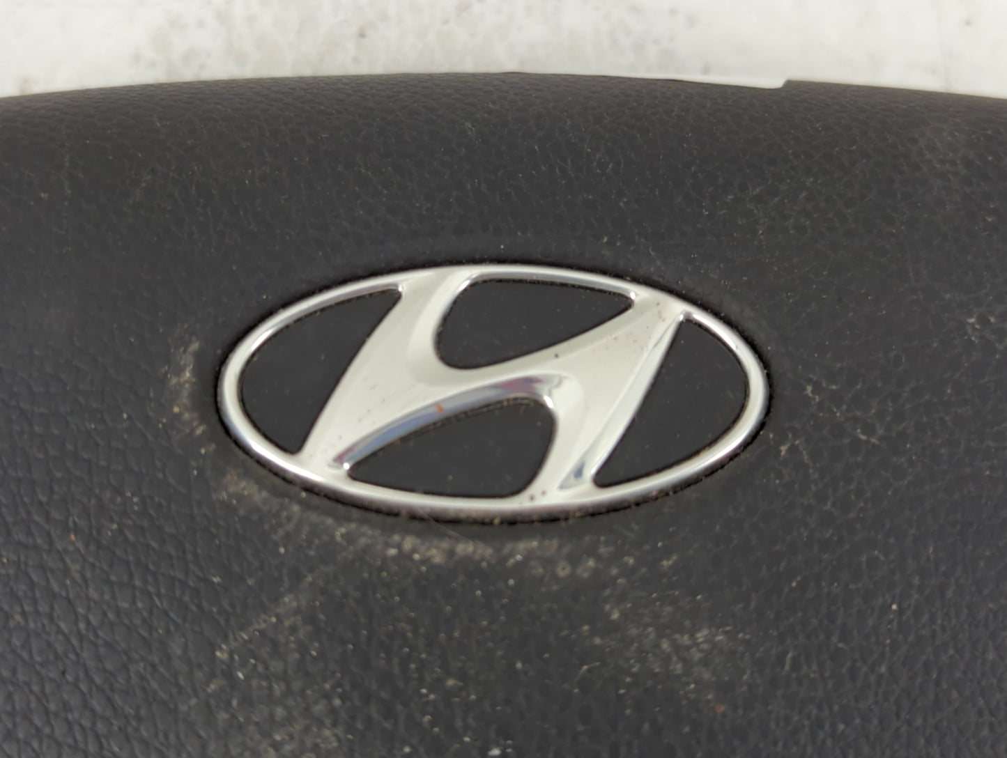 2012-2017 Hyundai Azera Air Bag Driver Left Steering Wheel Mounted P/N:4MF 28B 1E Fits Fits 2012 2013 2014 2015 2016 2017 OEM Used Auto Parts - Oemusedautoparts1.com