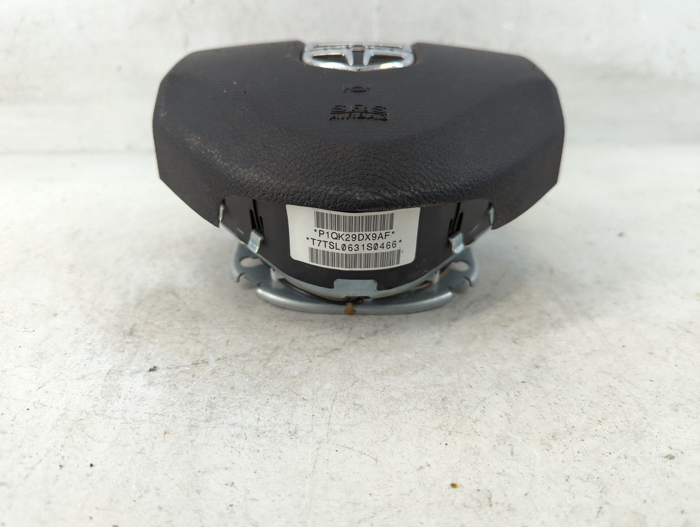 2011 Dodge Caravan Air Bag Driver Left Steering Wheel Mounted P/N:T7TSL0631S0466 Fits Fits 2013 2014 2015 2016 2017 2018 2019 2020 OEM Used Auto Parts - Oemusedautoparts1.com