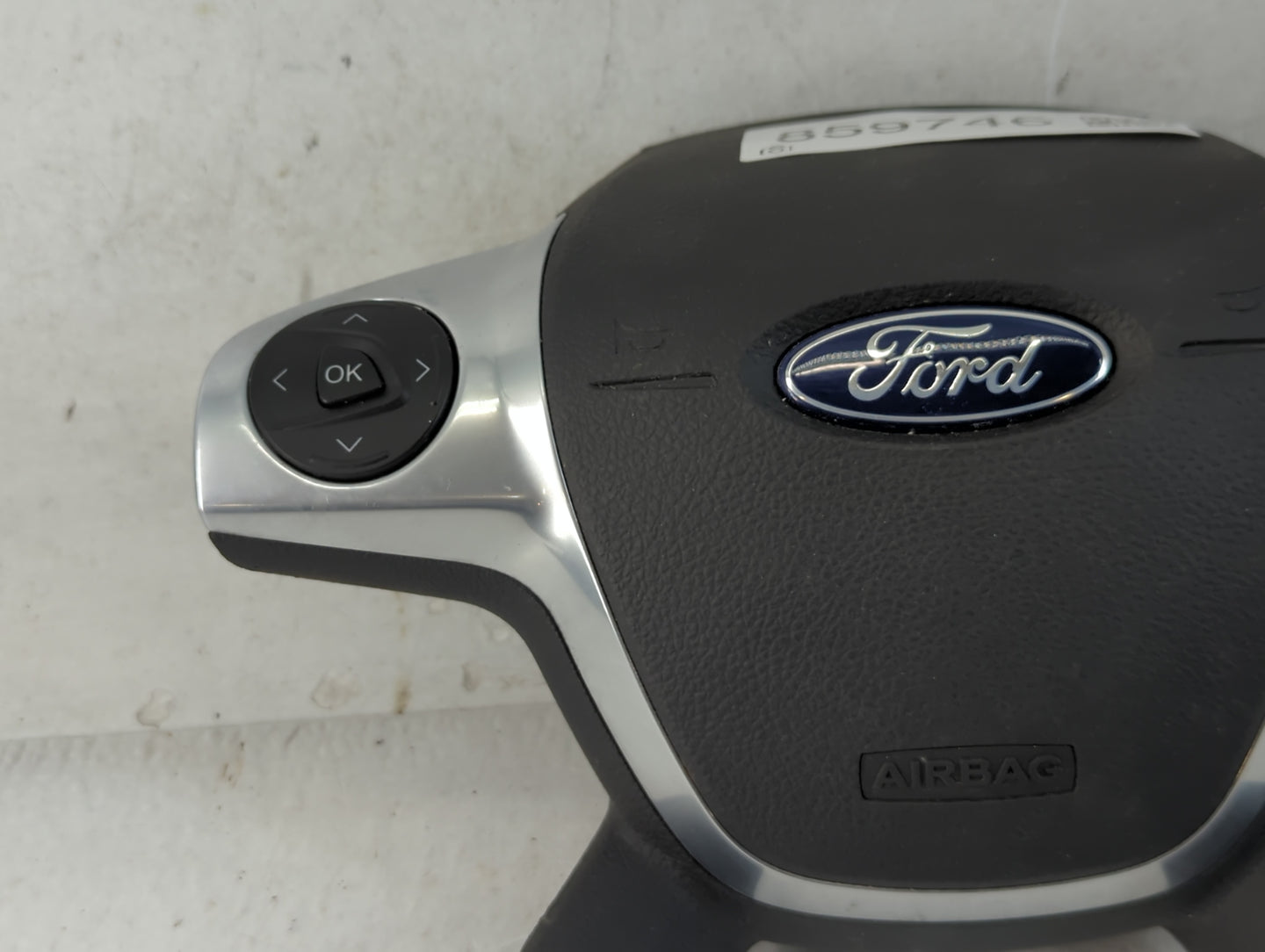 2015-2016 Ford Escape Air Bag Driver Left Steering Wheel Mounted P/N:EJ54 A042B85 BA3 Fits Fits 2015 2016 OEM Used Auto Parts - Oemusedautoparts1.com