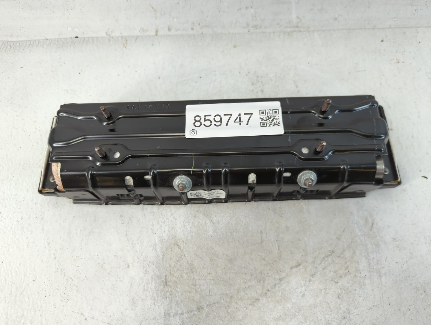 2013-2016 Dodge Dart Air Bag Driver Left Knee OEM P/N:P68102233AD Fits Fits 2013 2014 2015 2016 OEM Used Auto Parts - Oemusedautoparts1.com