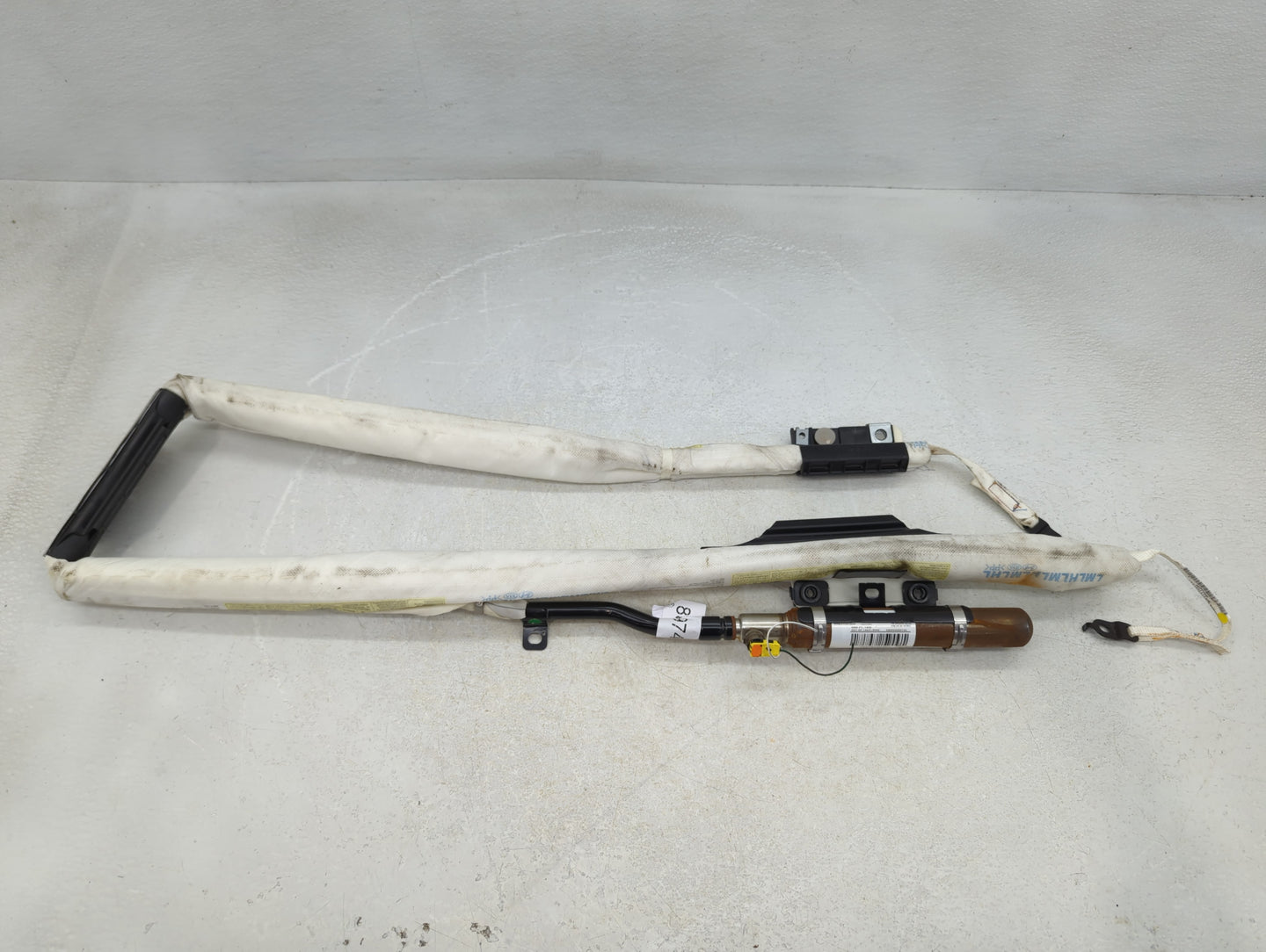 2010-2016 Hyundai Tucson Air Bag Passenger Right Dashboard OEM P/N:85010-2S500 Fits Fits 2010 2011 2012 2013 2014 2015 2016 OEM Used Auto Parts - Oemusedautoparts1.com