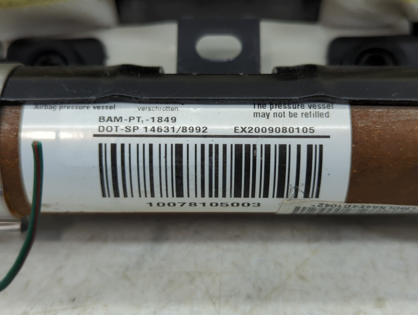 2010-2016 Hyundai Tucson Air Bag Passenger Right Dashboard OEM P/N:85010-2S500 Fits Fits 2010 2011 2012 2013 2014 2015 2016 OEM Used Auto Parts - Oemusedautoparts1.com