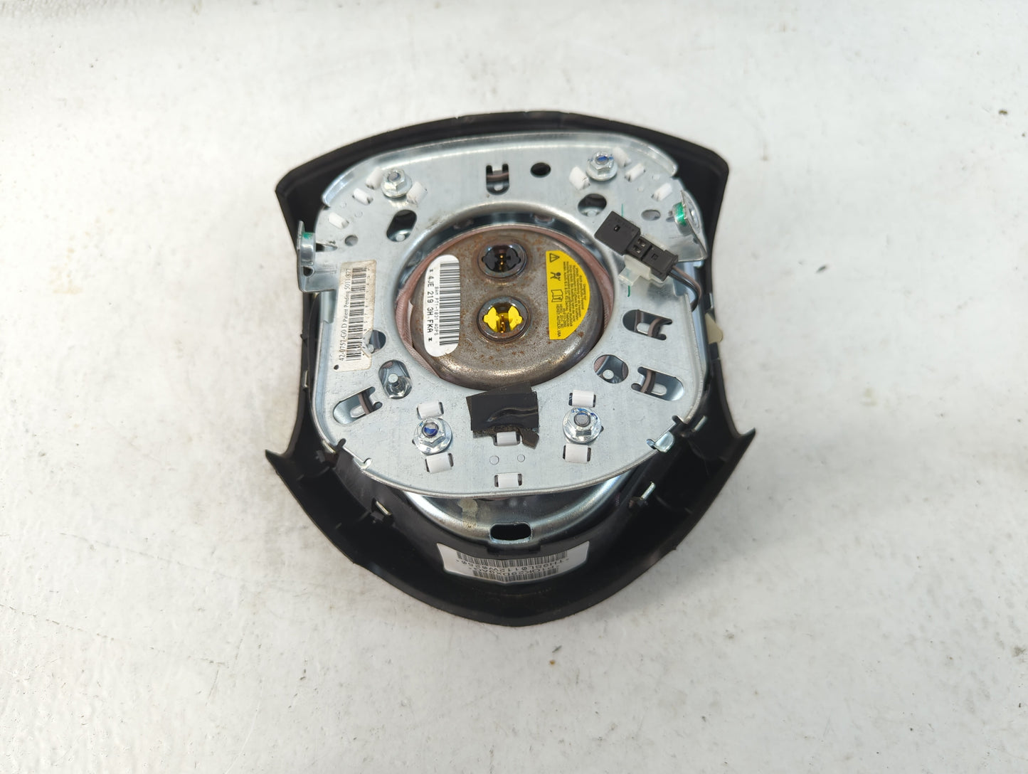 2012 Dodge Caravan Air Bag Driver Left Steering Wheel Mounted Fits Fits 2013 2014 2015 2016 2017 2018 2019 2020 OEM Used Auto Parts - Oemusedautoparts1.com