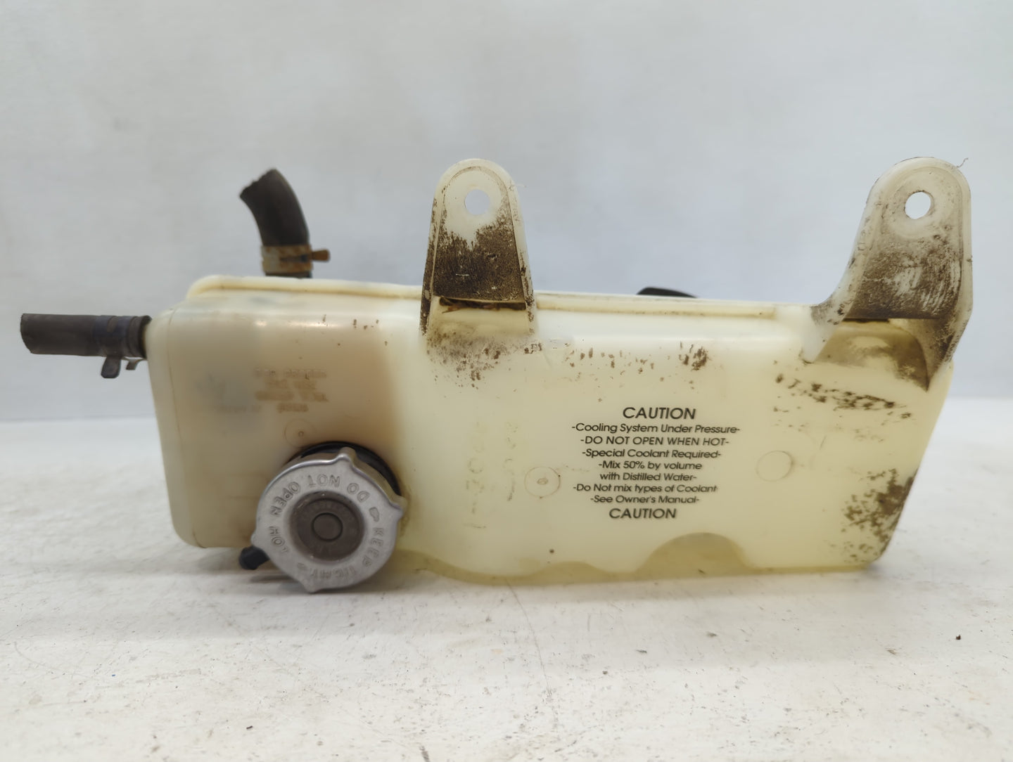 2000 Chrysler Concorde Radiator Coolant Overflow Expansion Tank Bottle - Oemusedautoparts1.com