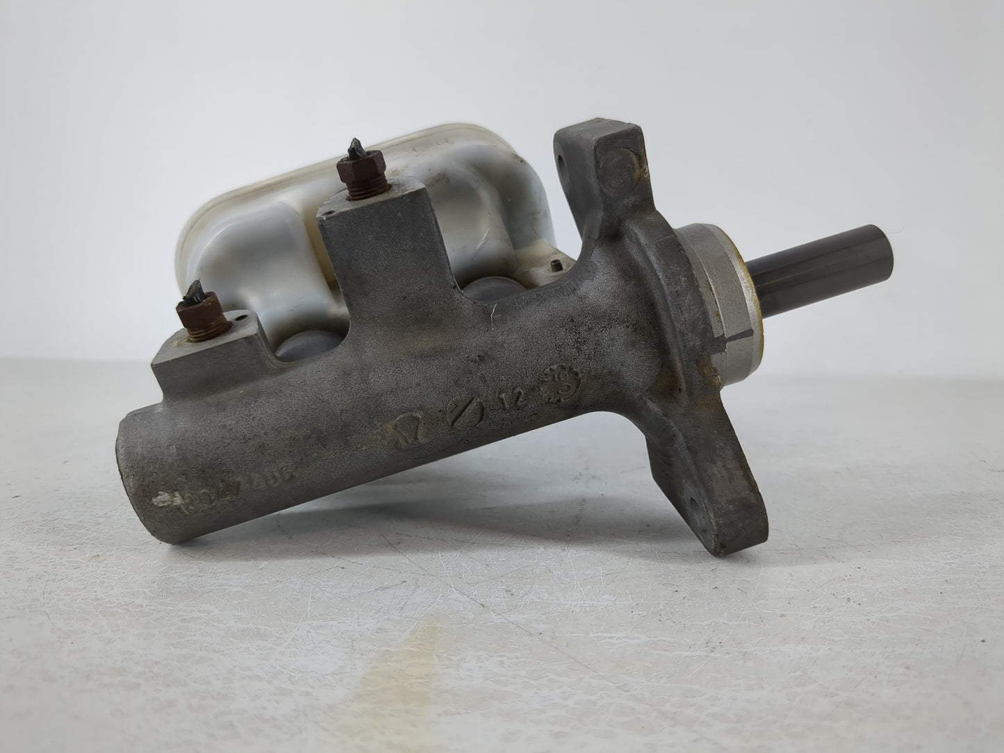 2004-2008 Gmc Canyon Brake Master Cylinder - Oemusedautoparts1.com