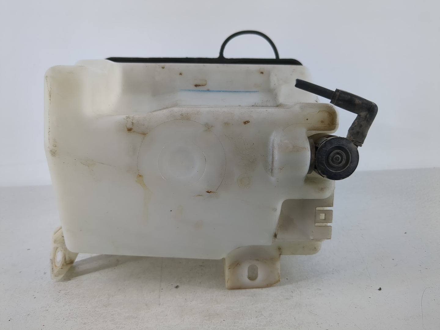 1998-2006 Ford F-150 Windshield Washer Fluid Reservoir Bottle Oem - Oemusedautoparts1.com