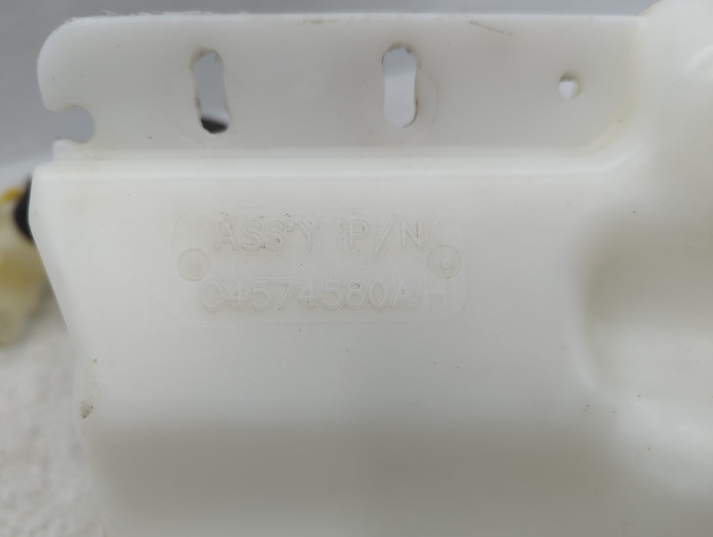 2000-2001 Chrysler Concorde Windshield Washer Fluid Reservoir Bottle Oem - Oemusedautoparts1.com
