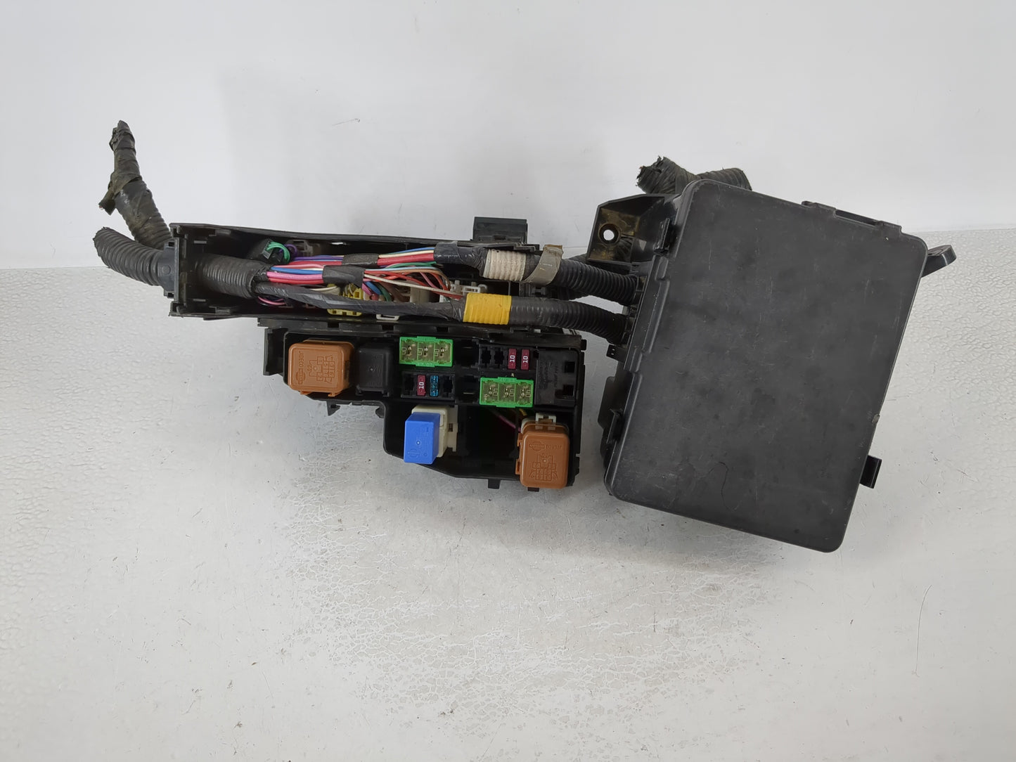 2013-2014 Nissan Altima Fusebox Fuse Box Panel Relay Module Fits Fits 2013 2014 OEM Used Auto Parts - Oemusedautoparts1.com