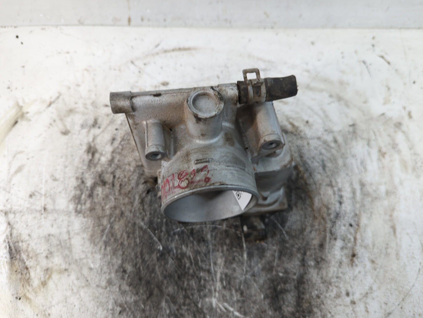 2006-2009 Ford Fusion Throttle Body P/N:8E5G-9F991-A Fits Fits 2006 2007 2008 2009 OEM Used Auto Parts