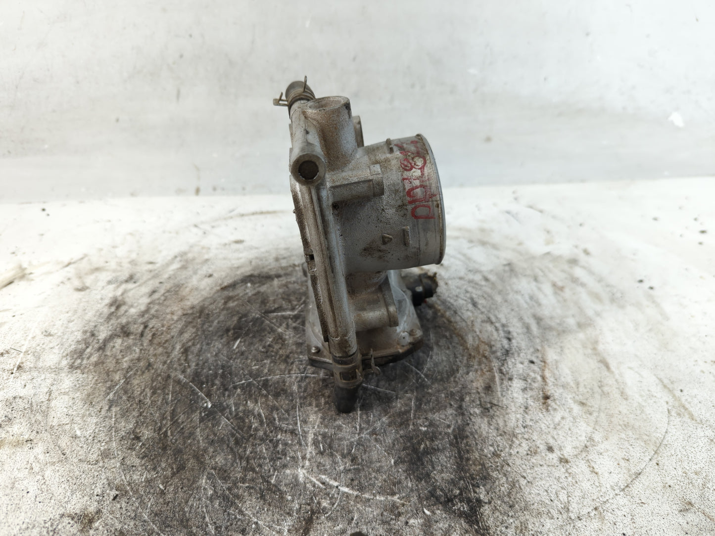 2006-2009 Ford Fusion Throttle Body P/N:8E5G-9F991-A Fits Fits 2006 2007 2008 2009 OEM Used Auto Parts